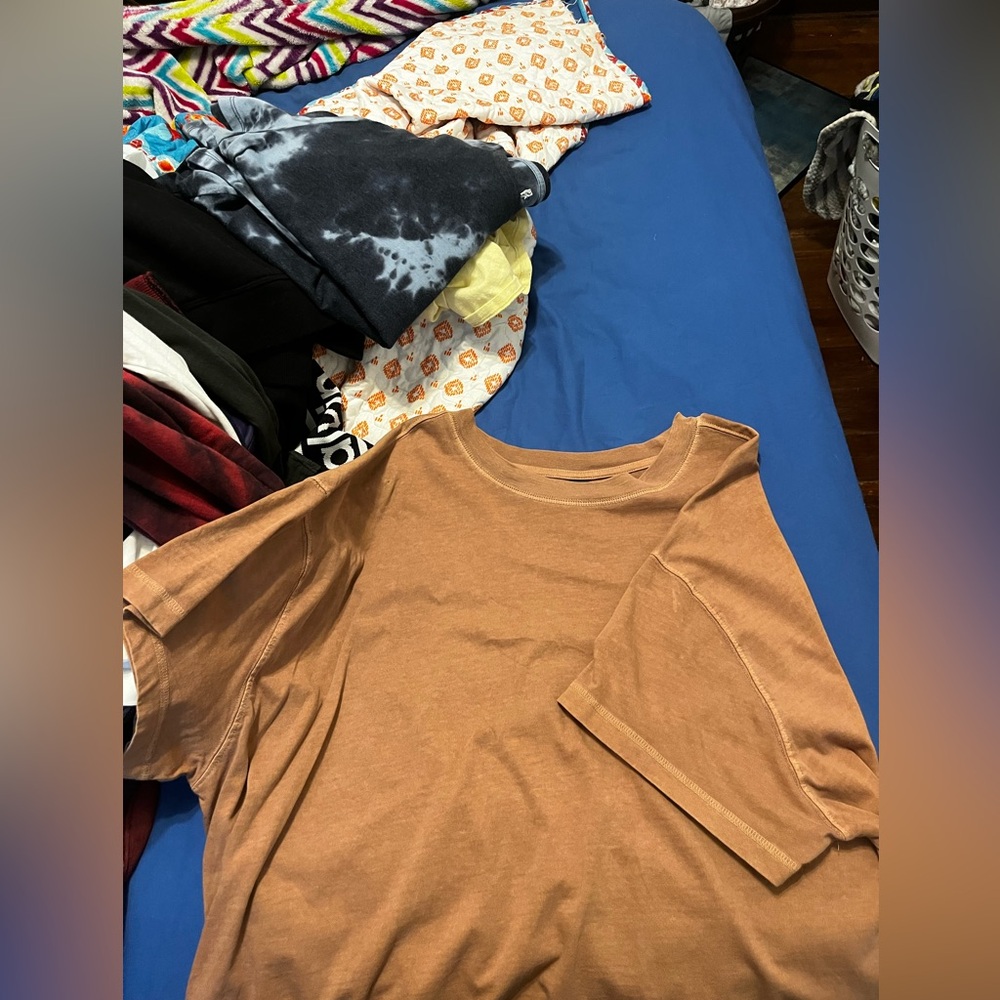Unisex Old Navy Tee
